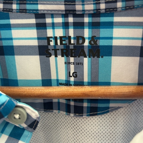 NWOT Field and Stream size Large blue plaid fishing shirt. Vented. Great colors! - Picture 3 of 11